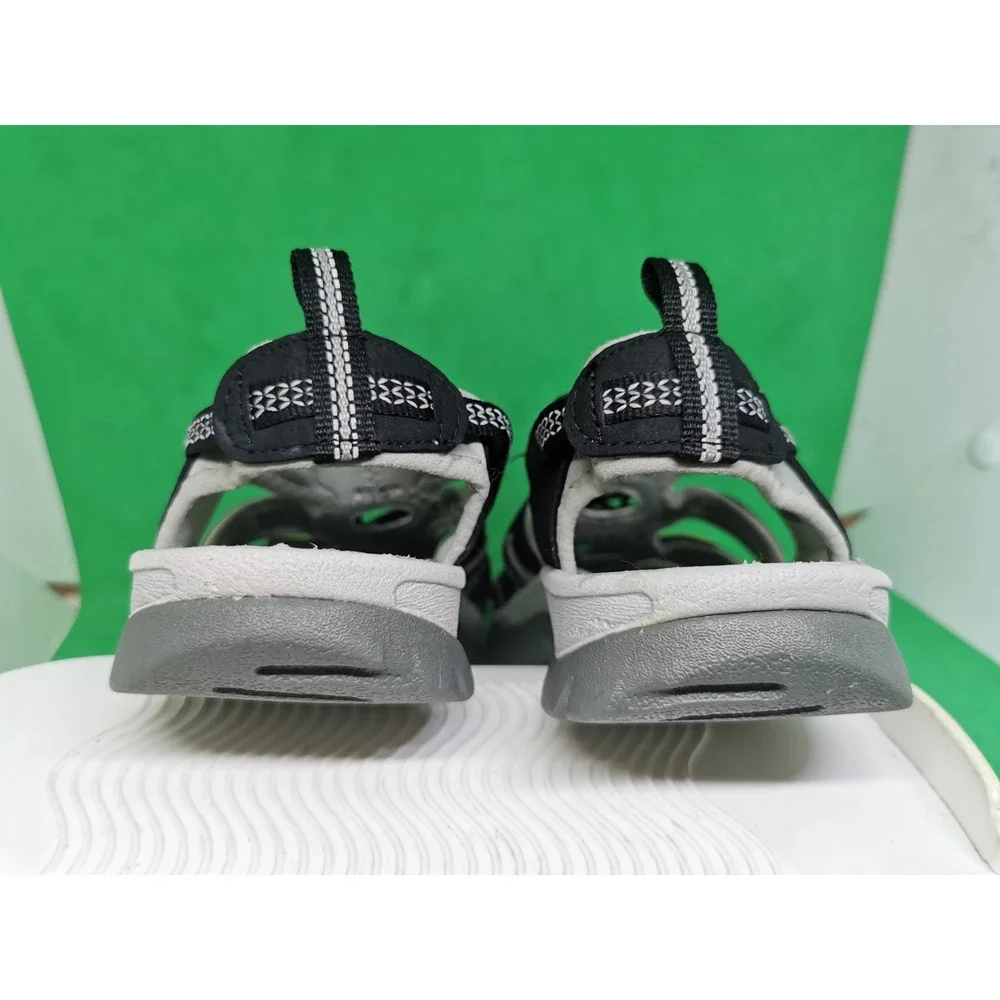 Keen Whisper Sport Sandals Womens Size 7.5 Water Trail Shoes Black Gray Hiking